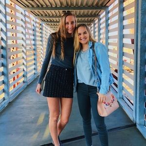 Meet your Posher, Addi